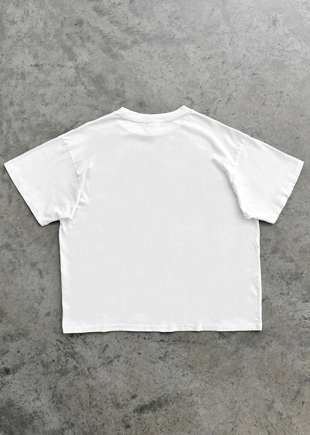 “CHAIN PEEKER” SINGLE STITCHED TEE - WHITE