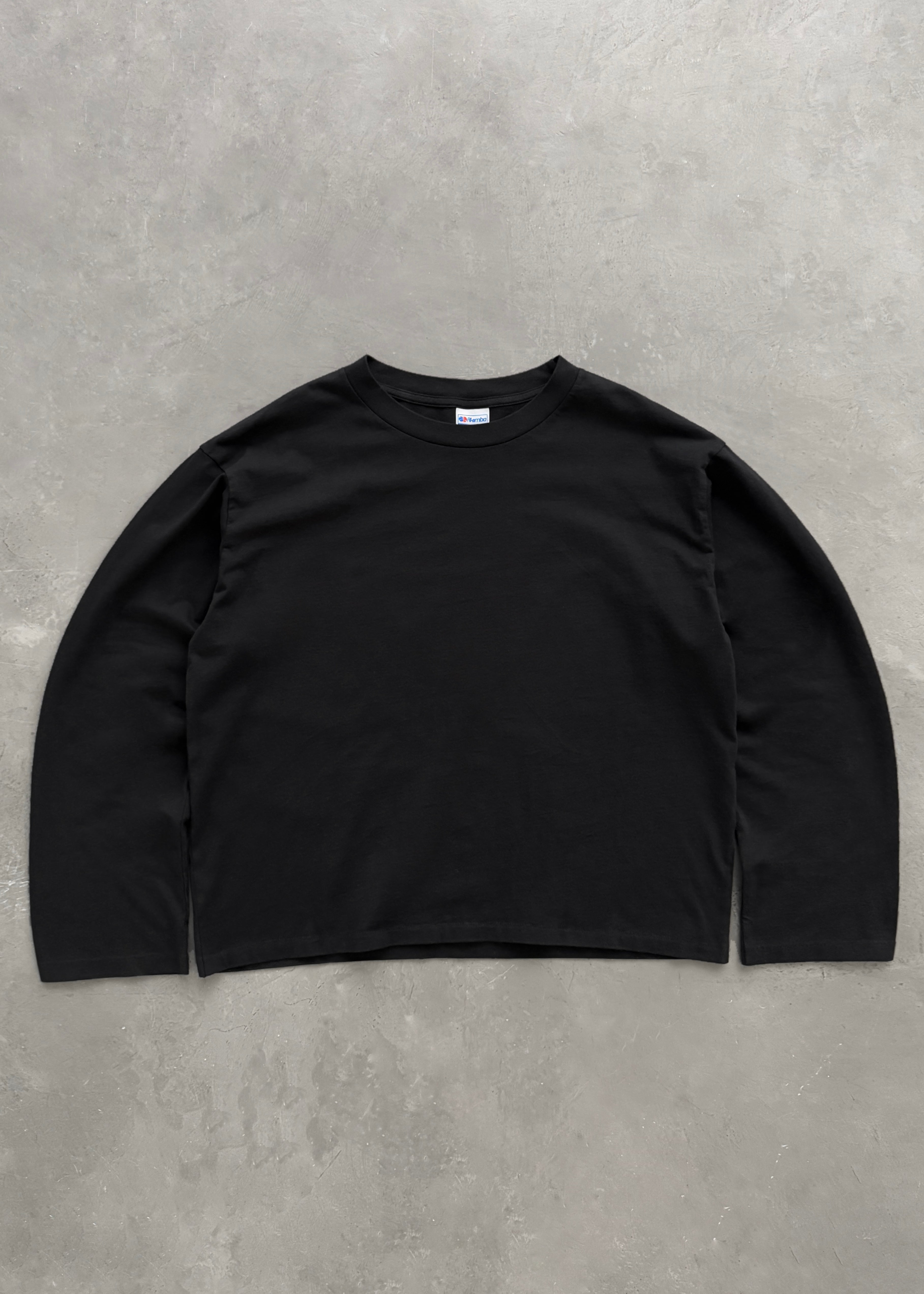 LONG SLEEVE “CHAIN PEEKER” SINGLE STITCHED TEE - BLACK
