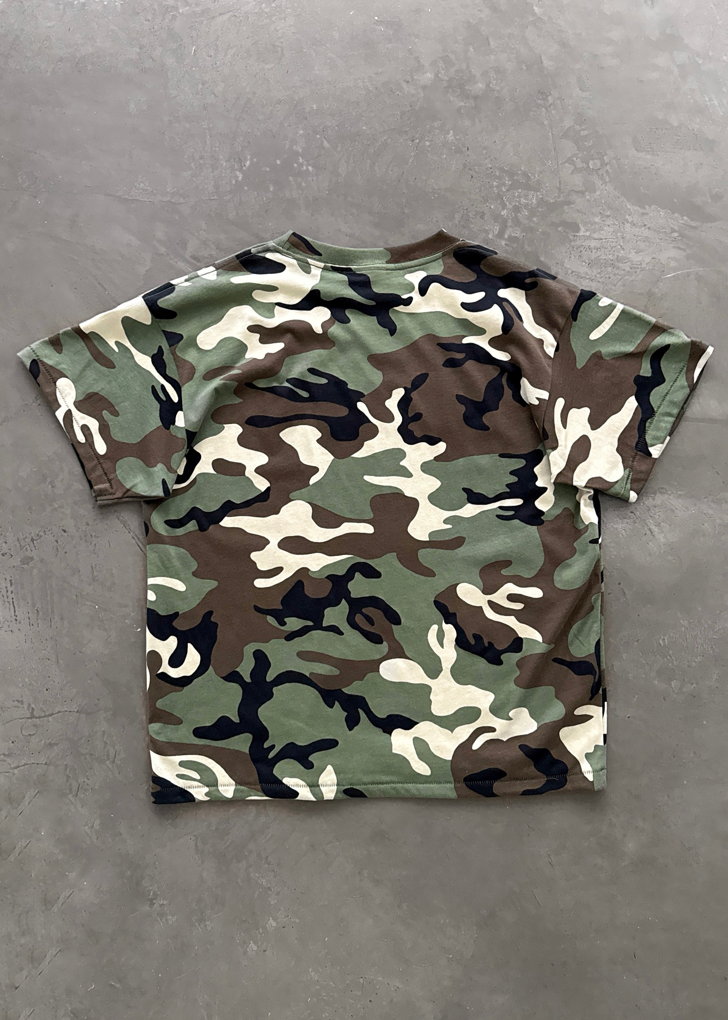 “CHAIN PEEKER” SINGLE STITCHED TEE - WOODLAND CAMO