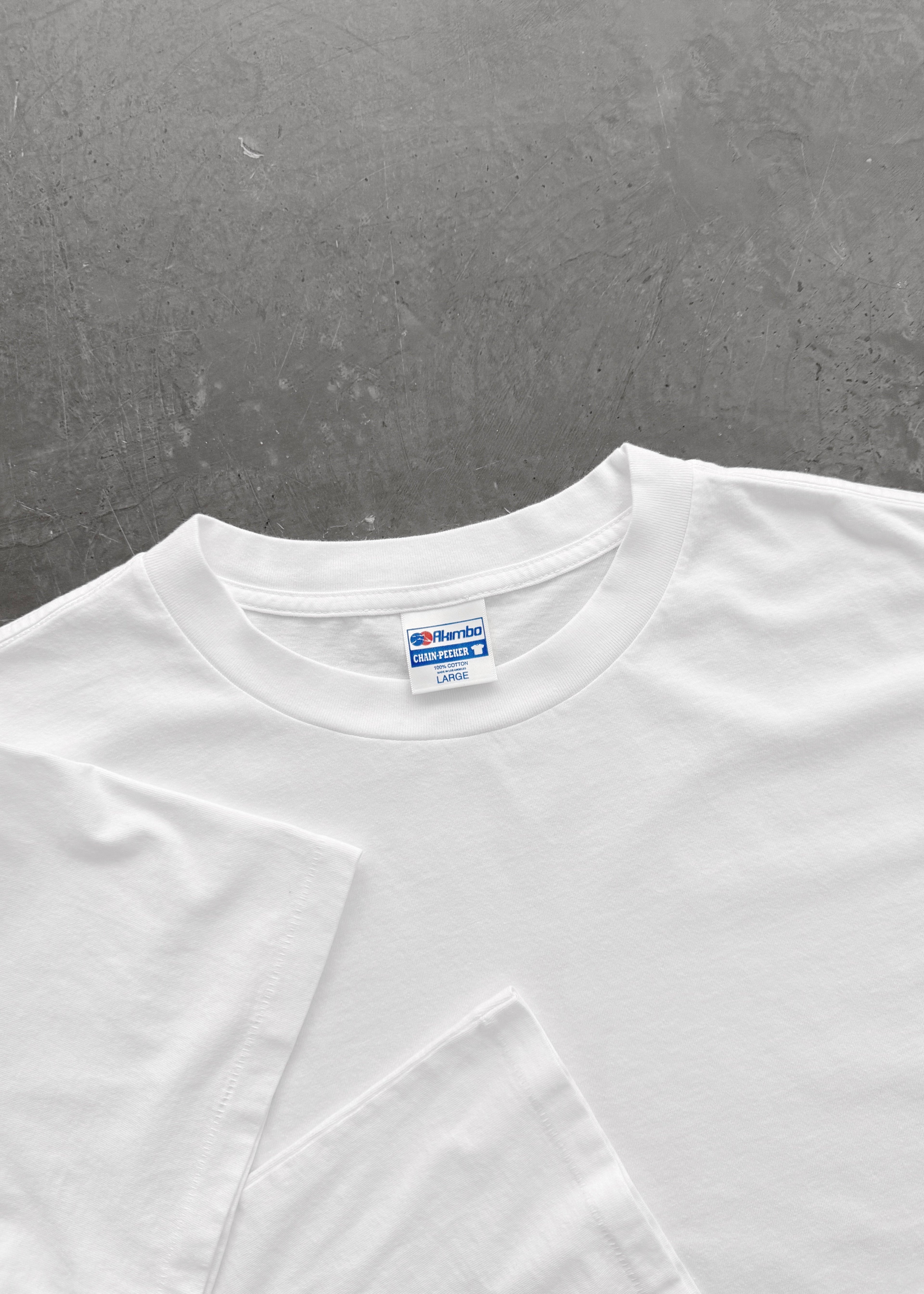 “CHAIN PEEKER” MID WEIGHT TEE - WHITE