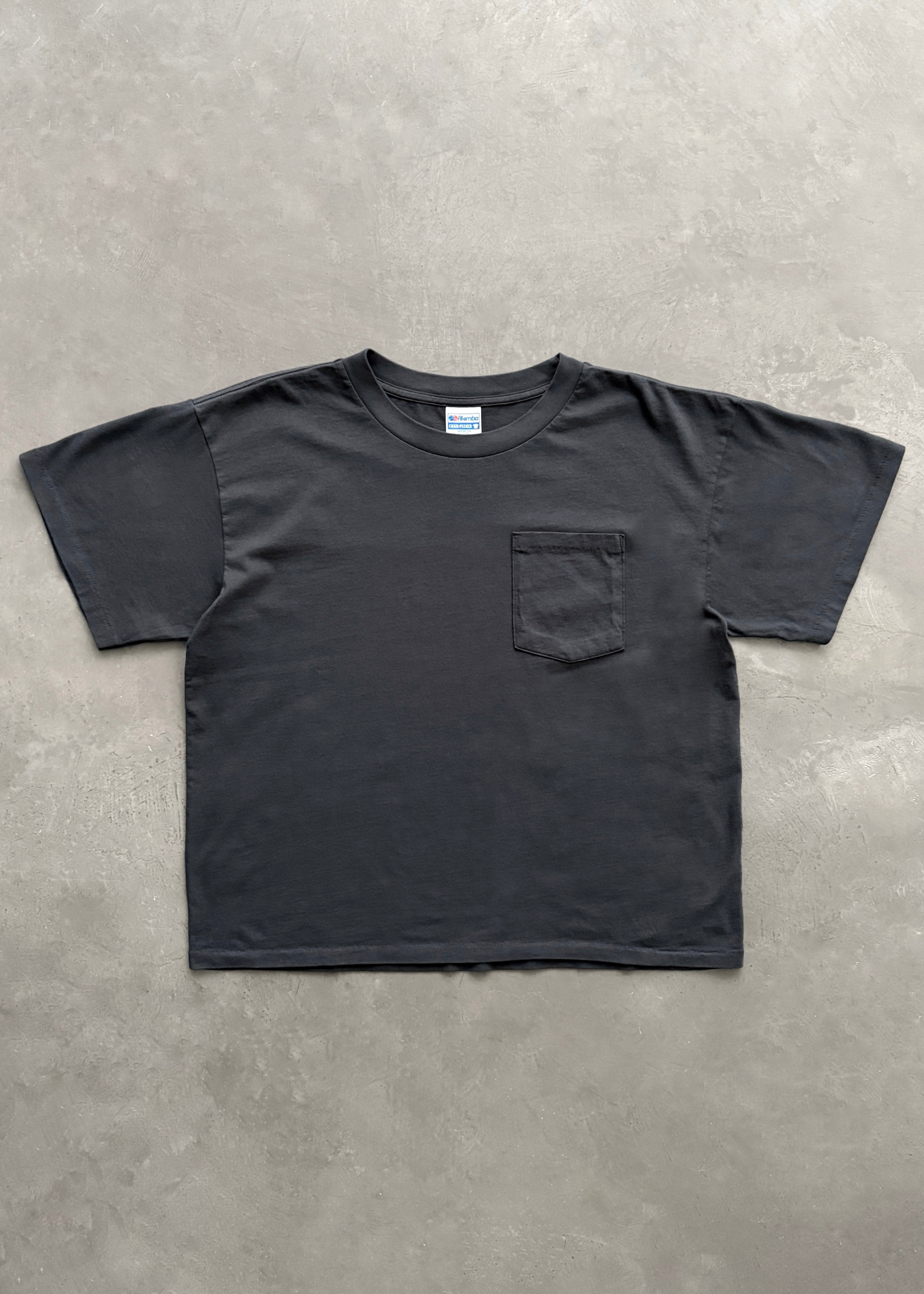 “CHAIN PEEKER” MID WEIGHT POCKET TEE - BLACK