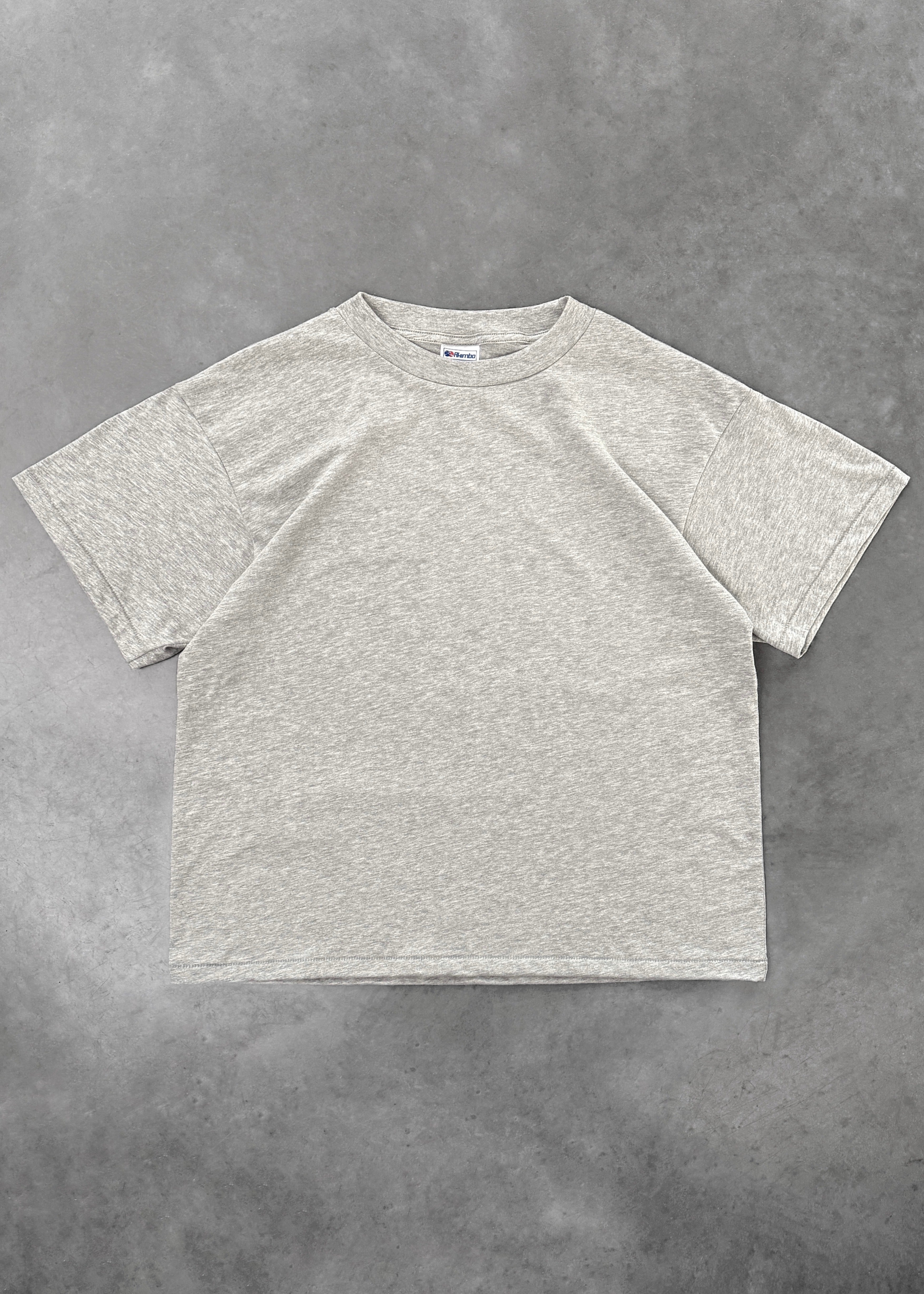 “CHAIN PEEKER” SINGLE STITCHED TEE - HEATHER GREY